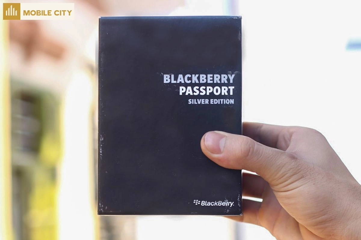 Giá bán của Blackberry Passport Silver