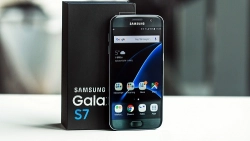 Co-nen-mua-dien-thoai-Samsung-Galaxy-S7-cu-khong