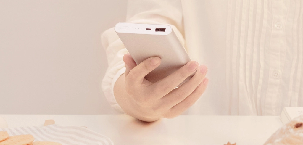 Pin dự phòng Xiaomi Mi Power Bank 2 với thiết kế tinh tế, nhỏ gọn