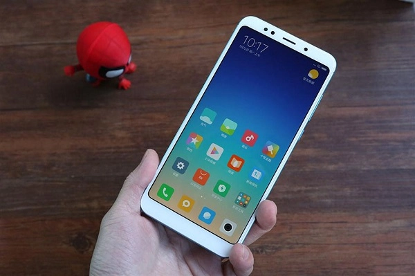 Dán cường lực Xiaomi Redmi 5 Plus
