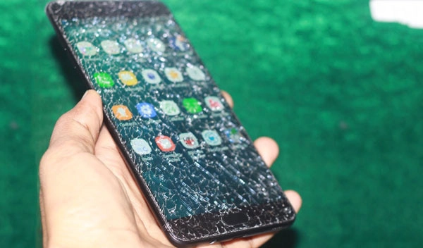 Giá Thay Màn Hình Samsung A9 Pro | Star | Lite Bao Nhiêu Tiền?