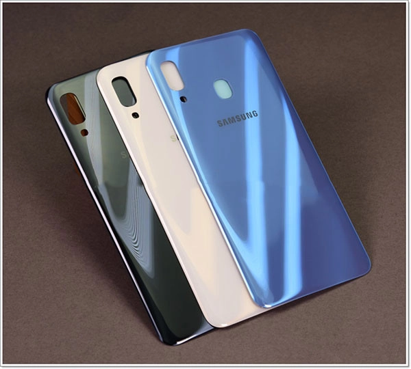 Vỏ của điện thoại Samsung Galaxy A30