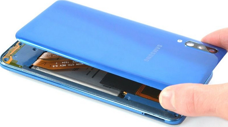thay pin samsung a50
