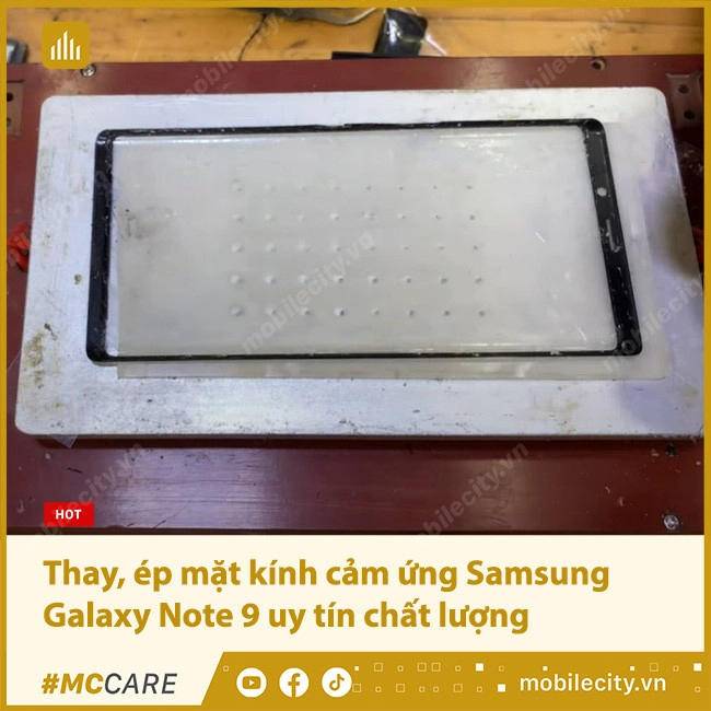 Thay mặt kính cảm ứng Samsung Galaxy Note 9