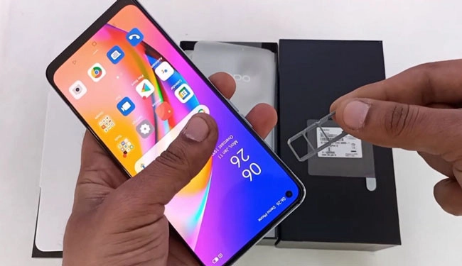 thay-o-sim-oppo-a94-1