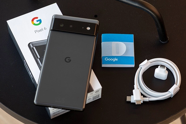 Google Pixel 6 và các phụ kiện