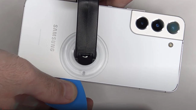 Tại sao cần ép kính Samsung Galaxy S22