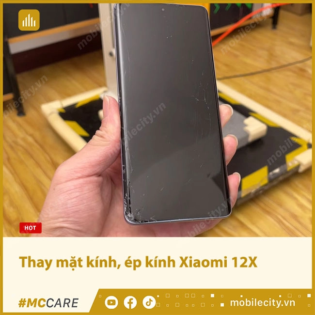 thay-mat-kinh-ep-kinh-xiaomi-12x