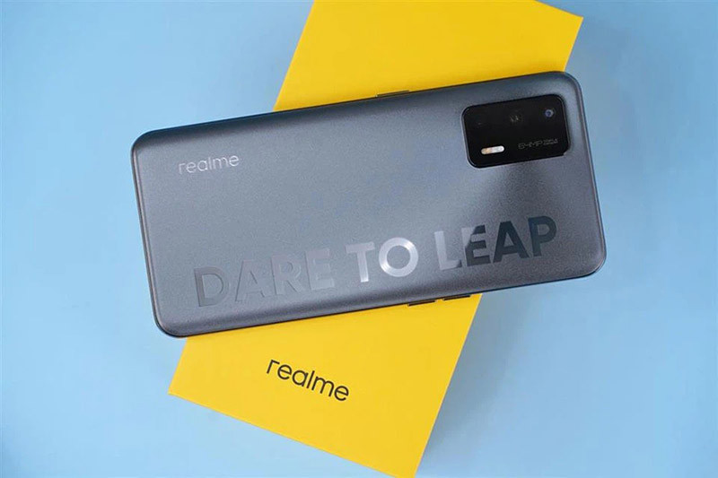 so-sanh-realme-q5-pro-va-q3-pro-6