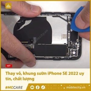 thay-vo-khung-suon-iphone-se-3-2022-0-0