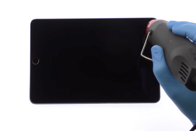 thay-man-hinh-ipad-mini-4-1