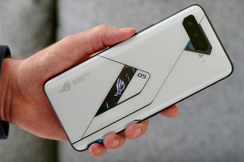 So sánh Asus ROG Phone 6D Ultimate vs ROG Phone 5 Ultimate 01