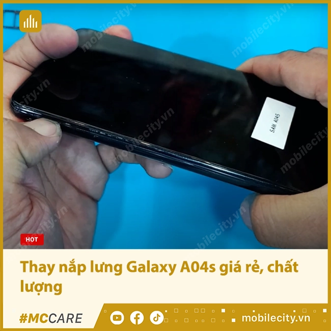 thay-nap-lung-samsung-galaxy-a04s-0.png