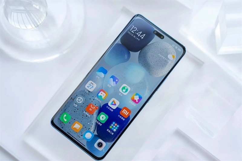 thay-pin-xiaomi-civi-2-8