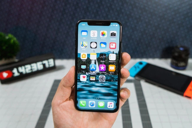 Giới thiệu về iPhone X