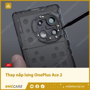 thay-nap-lung-oneplus-ace-2