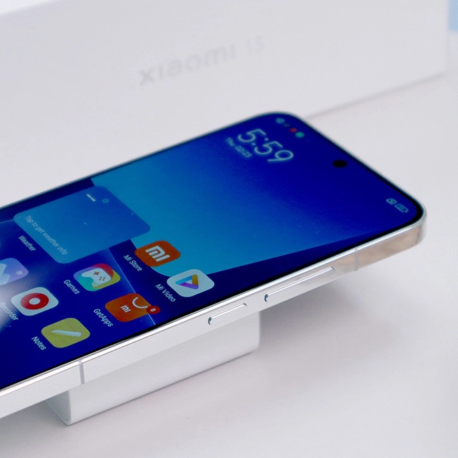 Điện thoại Xiaomi 13 (Giá rẻ hơn 8tr)