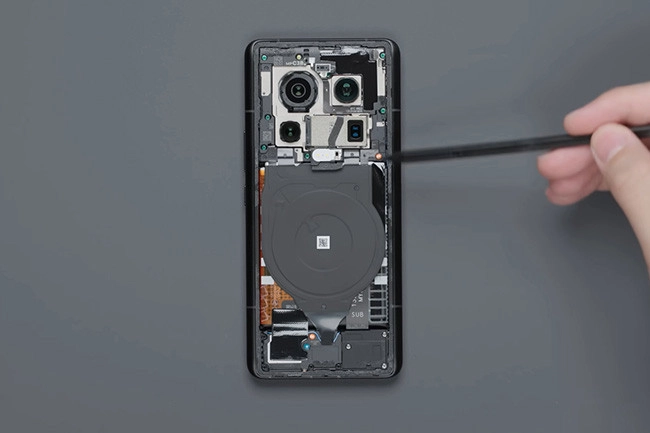 Thay nút âm lượng Xiaomi 13 Ultra
