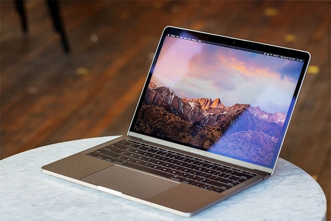 Có nên thay Pin cho MacBook Pro 2017?