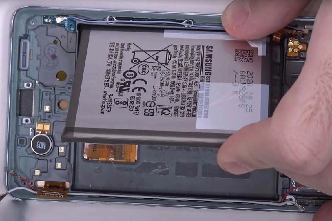 Nguyên nhân khiến Samsung Galaxy S20 FE lỗi, hỏng pin