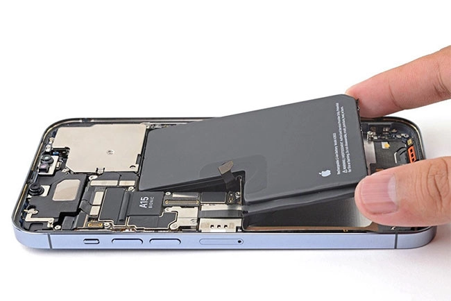 Thay Pin mới cho iPhone