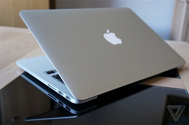 Dấu hiệu cần sửa nguồn cho Macbook Pro 2015