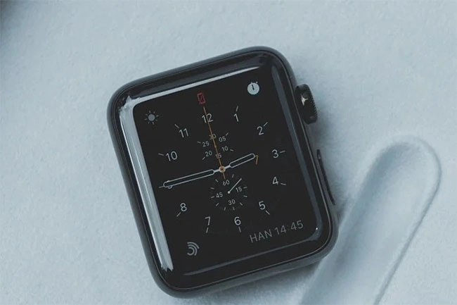 Nguyên nhân cần thay màn hình Apple Watch