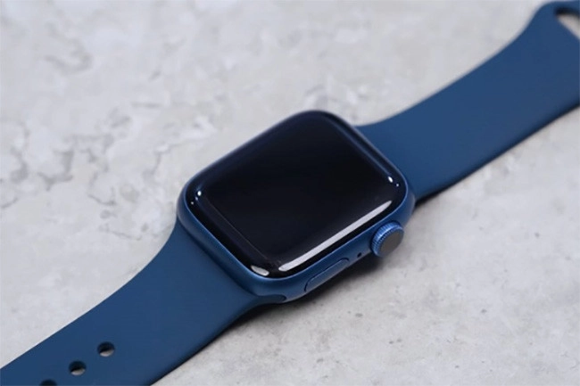 Ép kính có ảnh hưởng gì đến Apple Watch không?