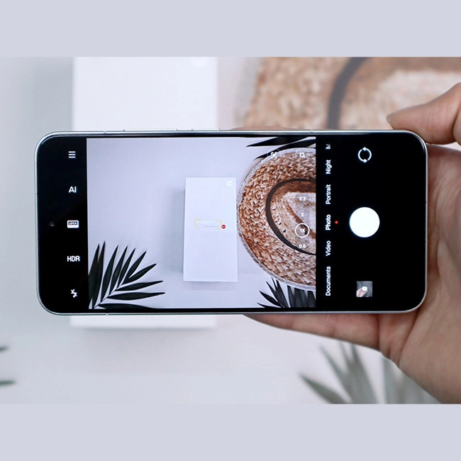 Điện thoại Xiaomi 13 (Giá rẻ hơn 8tr)
