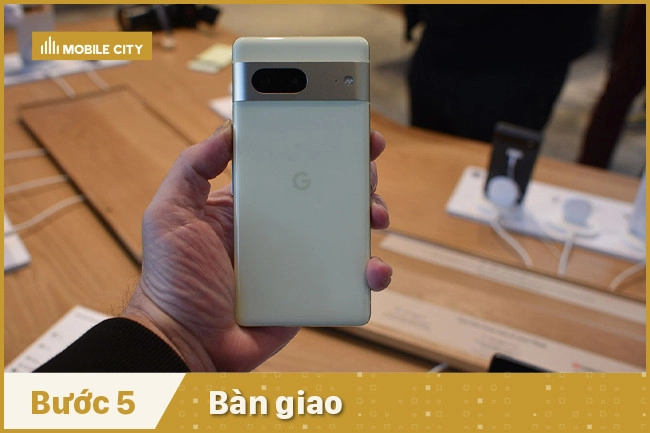 thay-camera-truoc-sau-google-pixel-7-ban-giao