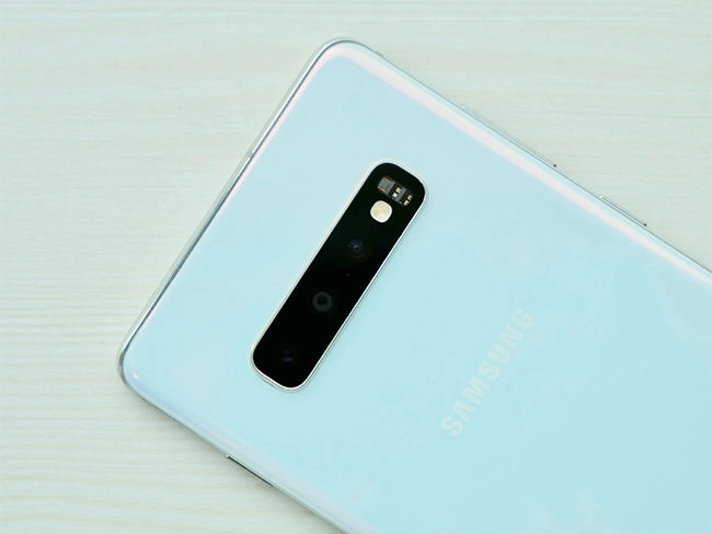 Biểu hiện của Samsung Galaxy S10 bị lỗi, hỏng camera