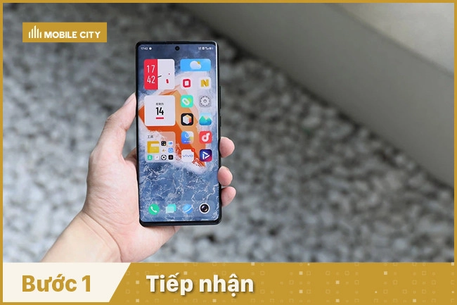  thay-camera-truoc-sau-vivo-iqoo-10-pro-tiep-nhan