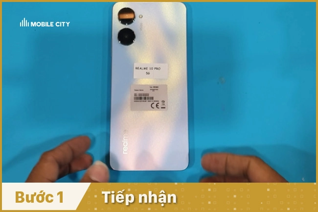 thay-nap-lung-realme-10-pro-tiep-nhan