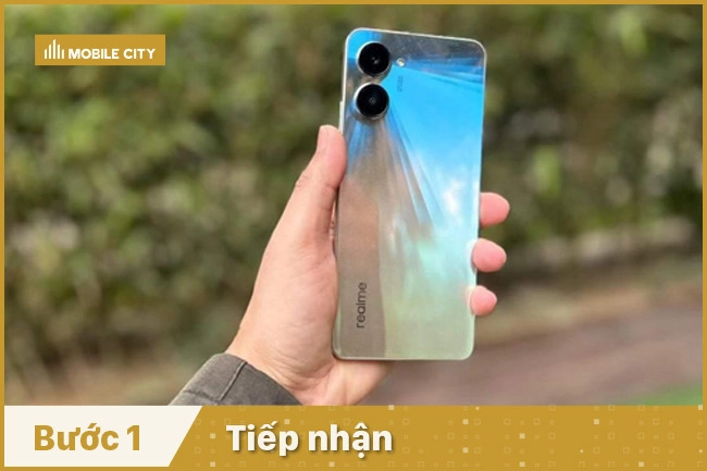 thay-pin-realme-10-pro-tiep-nhan