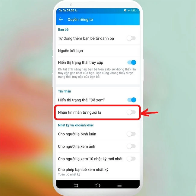Gạt nút sang trái để tắt tính năng Nhận tin nhắn từ người lạ của Zalo