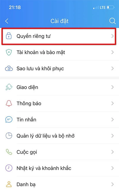 Bạn tìm và chọn Quyền riêng tư để thực hiện những bước tiếp theo