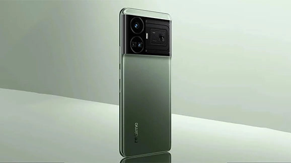 Realme GT Neo 6 sẽ có màn hình OLED 6.7 inches độ phân giải 1.5K