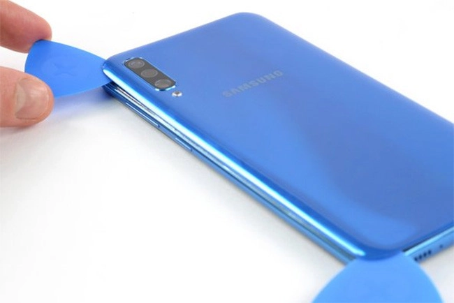 Thay nút âm lượng Samsung Galaxy A50