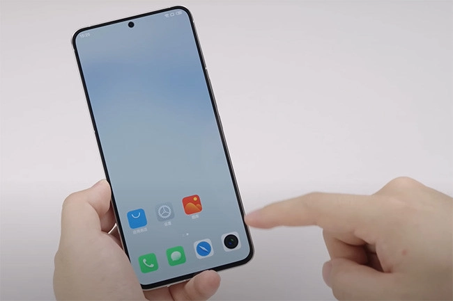 Dấu hiệu cần ép kính cho điện thoại Meizu 20 Pro