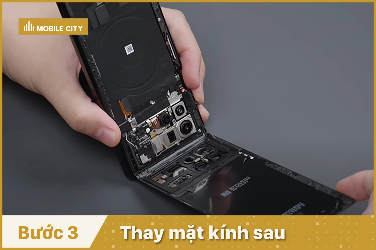 thay-kinh-lung-thay-mat-kinh-sau-xiaomi-mix-fold-3-thay