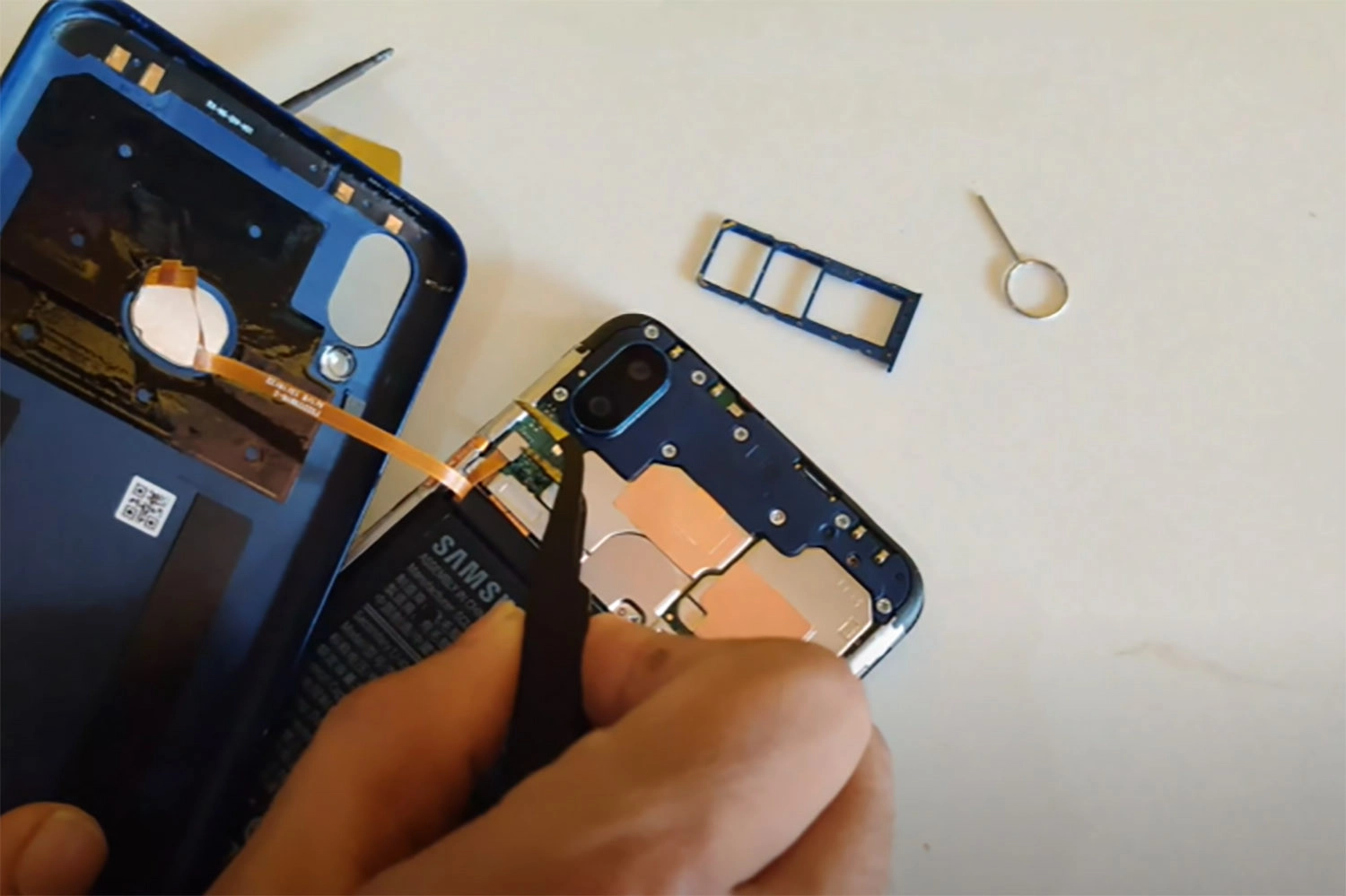 Thay, sửa khay SIM Samsung Galaxy A10s
