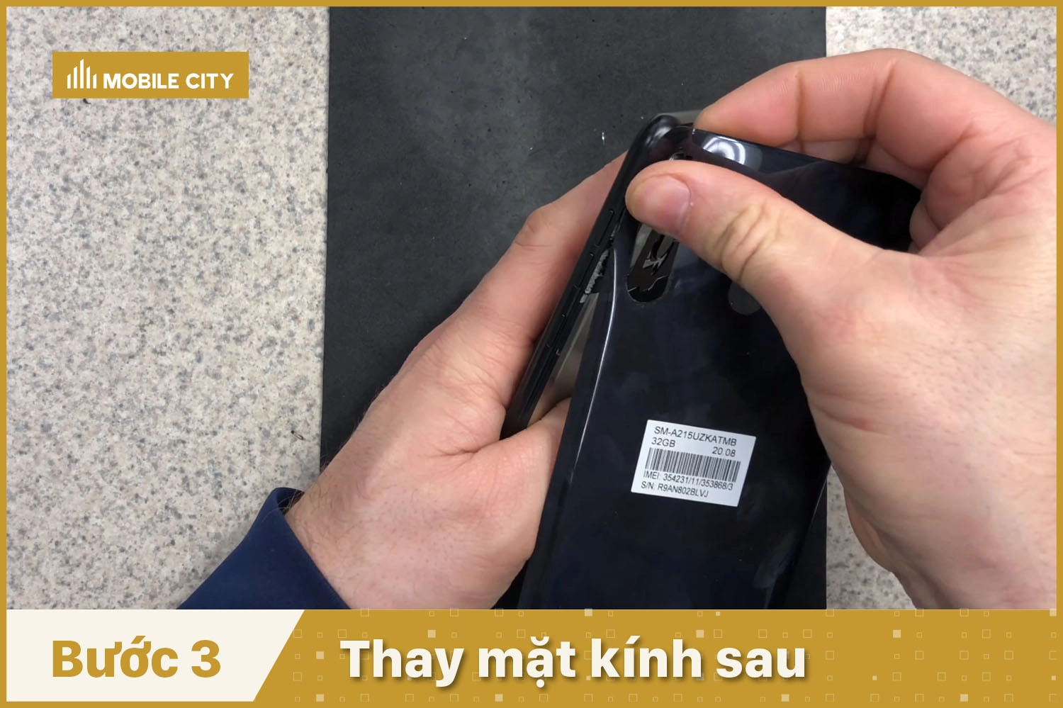 thay-kinh-lung-nap-lung-samsung-galaxy-a21-a21s-thay-mat-kinh-sau