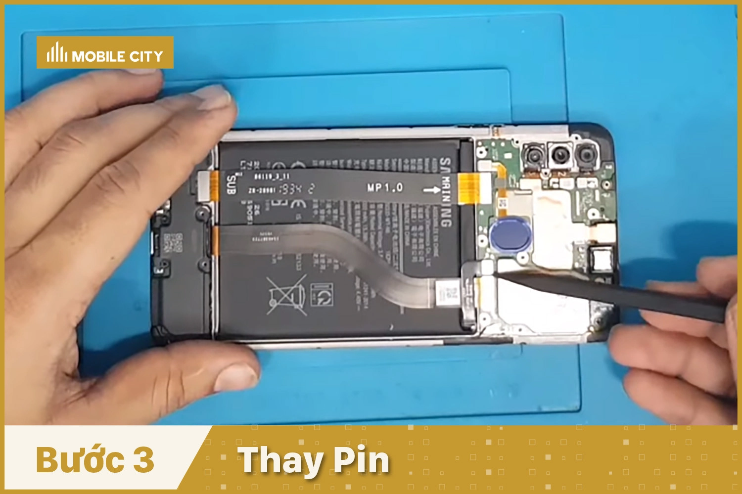 thay-pin-samsung-galaxy-a20s-thay-pin