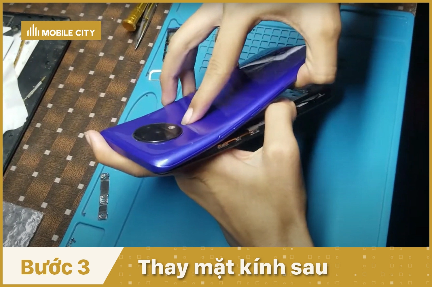 thay-kinh-lung-thay-mat-kinh-sau-tecno-spark-6-thay