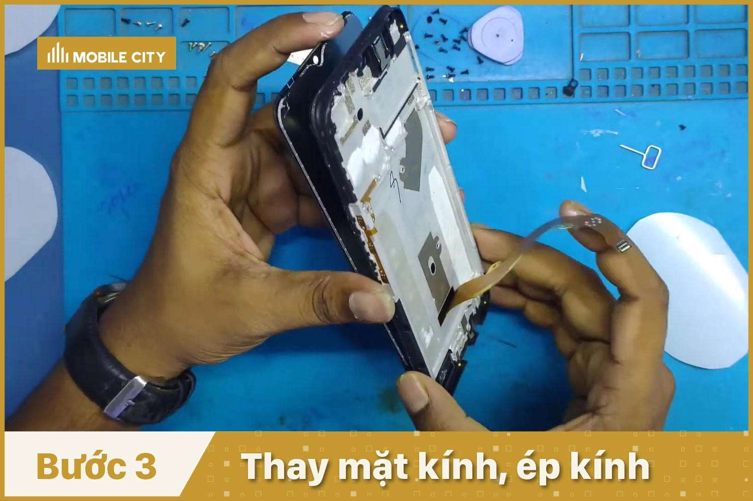 thay-mat-kinh-ep-kinh-tecno-spark-8t-ep-kinh