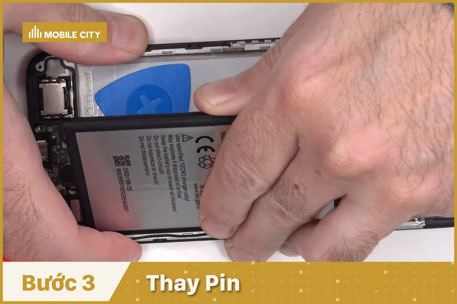thay-pin-tecno-pova-4-thay-pin