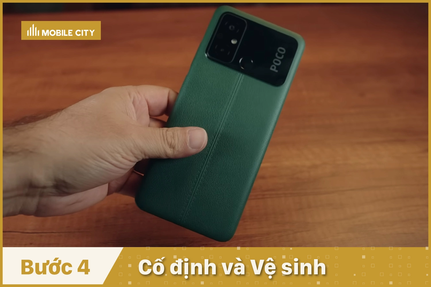 thay-pin-xiaomi-poco-c55-ve-sinh