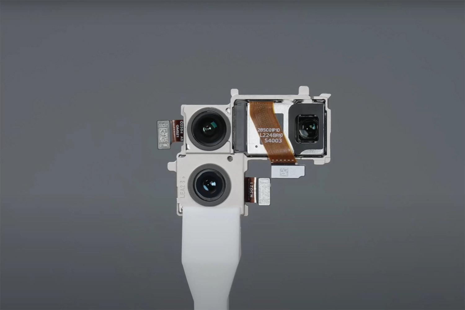 Biểu hiện cần thay, sửa Camera cho Huawei Mate X3