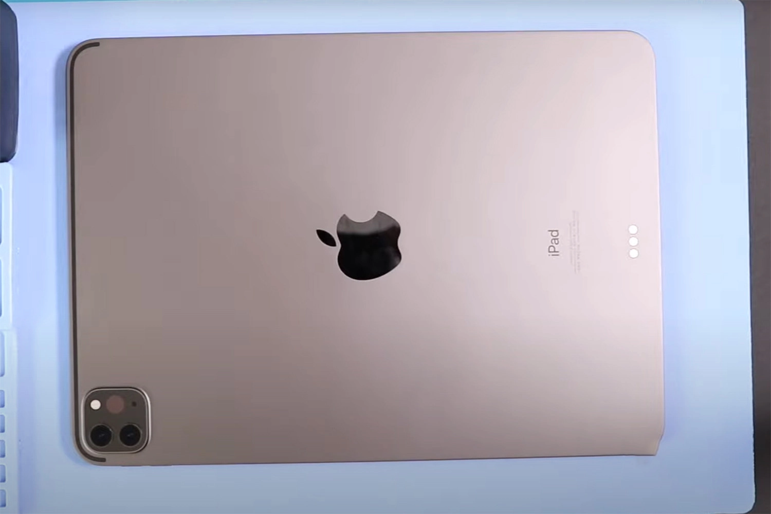 Nguyên nhân  khiến iPad Pro 11 inch 2020 bị hỏng màn hình