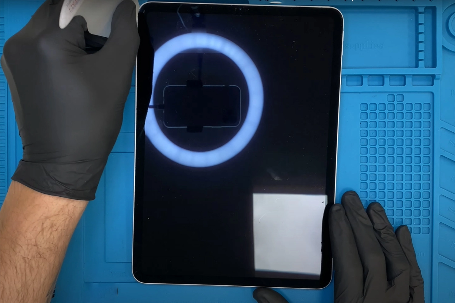 Dấu hiệu cần thay màn hình mới cho iPad Pro 11 inch 2020